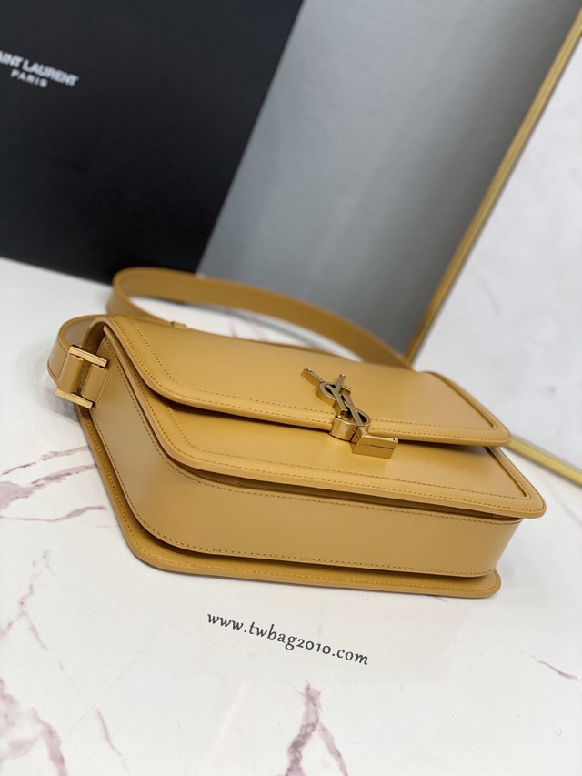 YSL专柜款女包 聖羅蘭經典款MONOGRAM金屬旋扣大號郵差包 YSL肩背斜挎包 634305  jjh1081